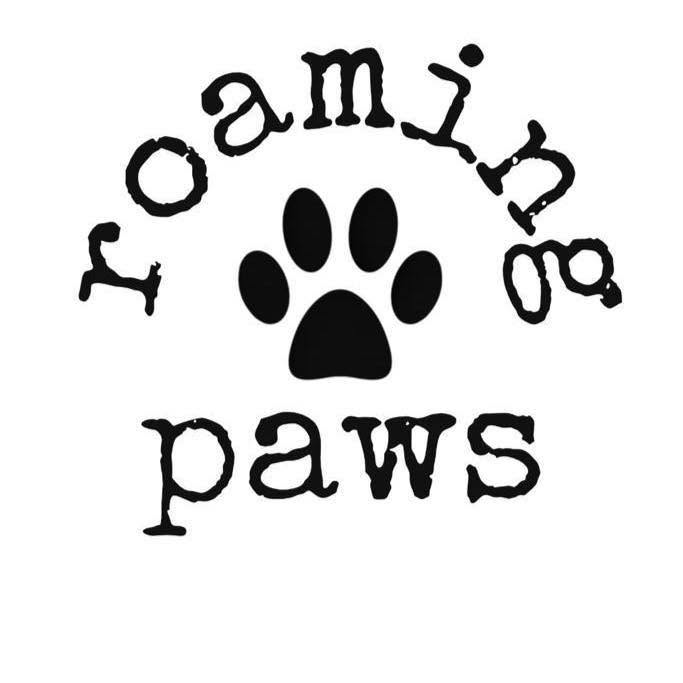 Roaming Paws logo